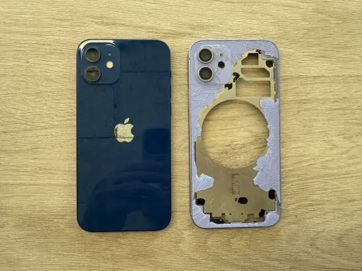Changement de châssis complet iPhone 12 sur Dunkerque, Cappelle-la-Grande, RepaMobile