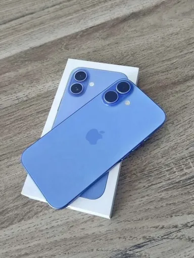 Vente iPhone 16 bleu état neuf sur Cappelle-la-Grande, Cappelle-la-Grande, RepaMobile