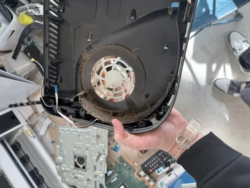 Nettoyage PS5 à Cappelle-La-Grande, Cappelle-la-Grande, RepaMobile