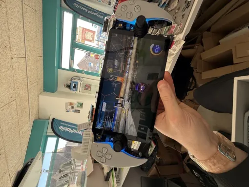 Changement joystick ps portal à Cappelle-La-Grande, Cappelle-la-Grande, RepaMobile