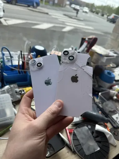 Changement vitre arrière iPhone 14 à Dunkerque, Cappelle-la-Grande, RepaMobile