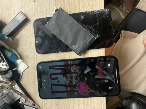 Changement écran et batterie iPhone 14 Pro Max sur Dunkerque, Cappelle-la-Grande, RepaMobile