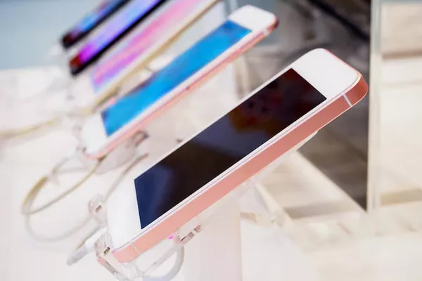 Où acheter un iPhone 13 mini reconditionné pas cher ?, Cappelle-la-Grande, RepaMobile