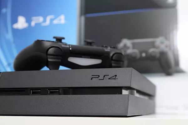 Effectuer un nettoyage de PS4 et mise à jour de logiciel pour un client, Cappelle-la-Grande, RepaMobile