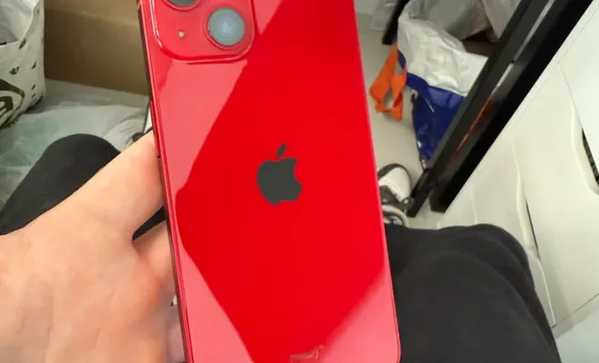 Changement de châssis rouge iphone 13, Cappelle-la-Grande, RepaMobile
