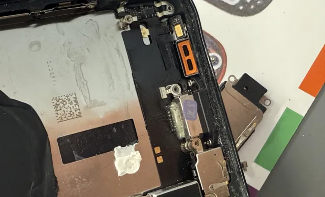 Reconditionnement complet iPhone 13, châssis, écran, batterie, Cappelle-la-Grande, RepaMobile