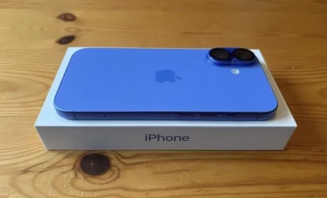 Vente iPhone 16 bleu état neuf sur Cappelle-la-Grande, Cappelle-la-Grande, RepaMobile